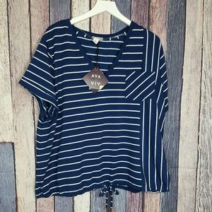 Nwt Ava Viv Sailor top..so soft!